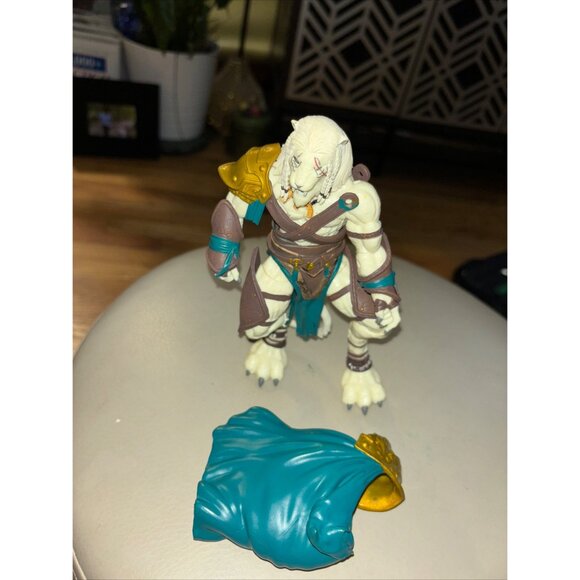 Funko Magic:The Gathering Legacy Action Figures Ajani Goldmane 7” Vinyl No Staff - Picture 7 of 7